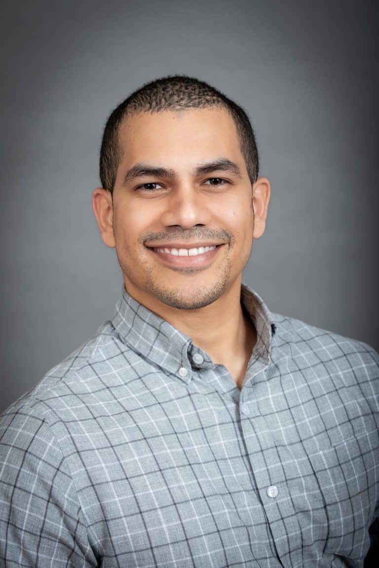 Roberto Rosario, MD Pediatric Associates